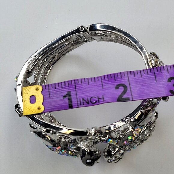 Silver Rhinestone Frog Lovers Cuff Bracelet - Picture 8 of 16